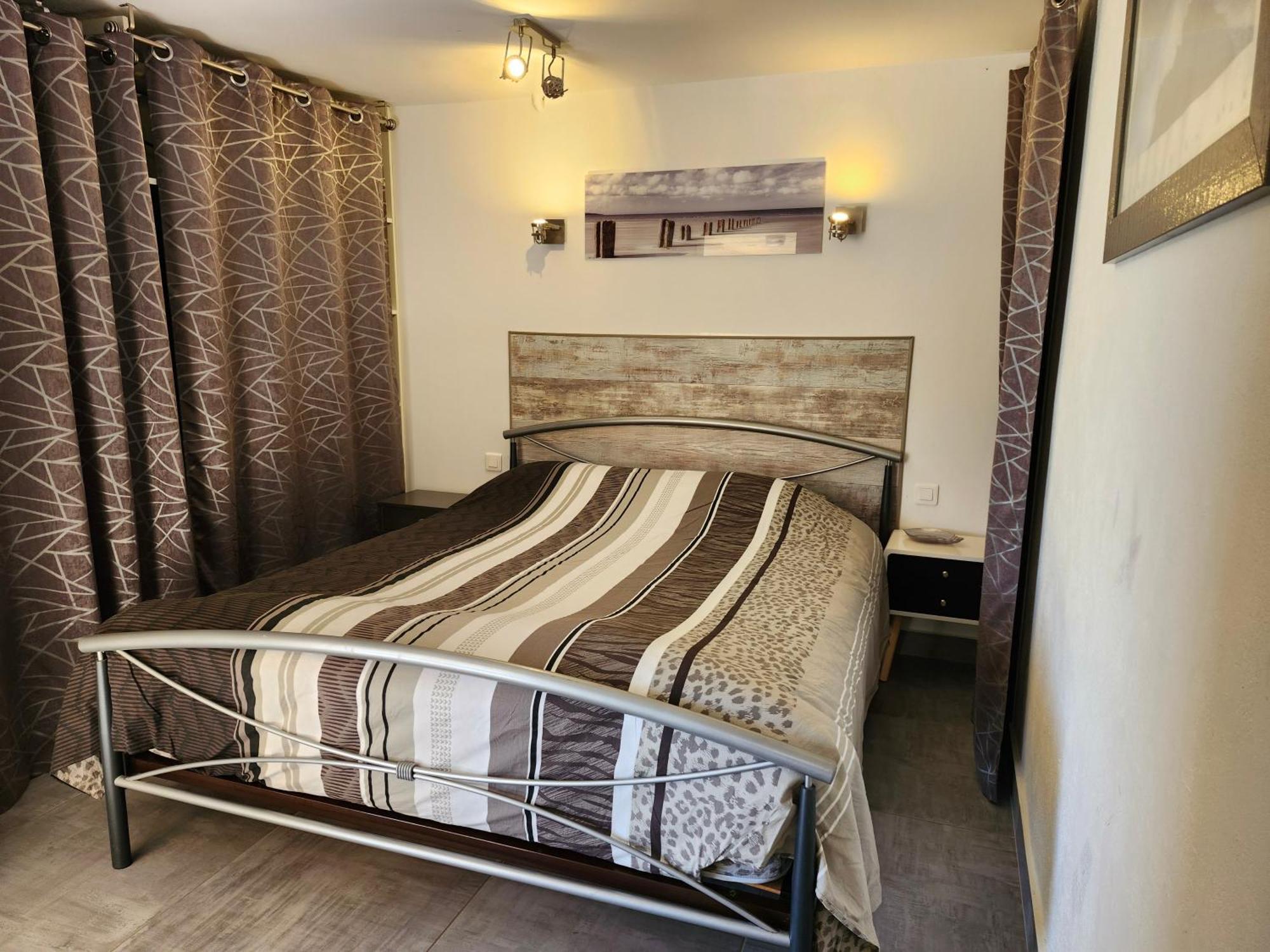 Appartement Rez De Jardin Dans Villa Vue Mer Кавалере-сюр-Мер Екстериор снимка